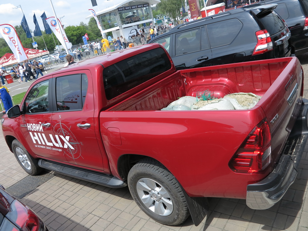 Toyota Hilux