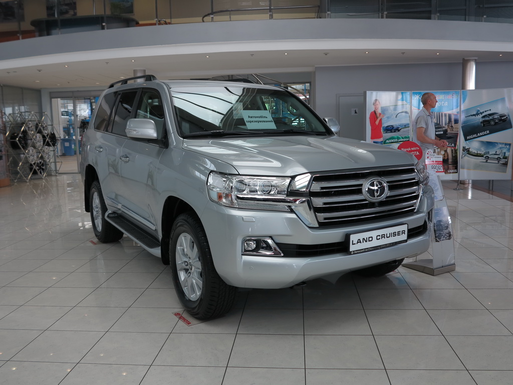 Toyota Land Cruiser