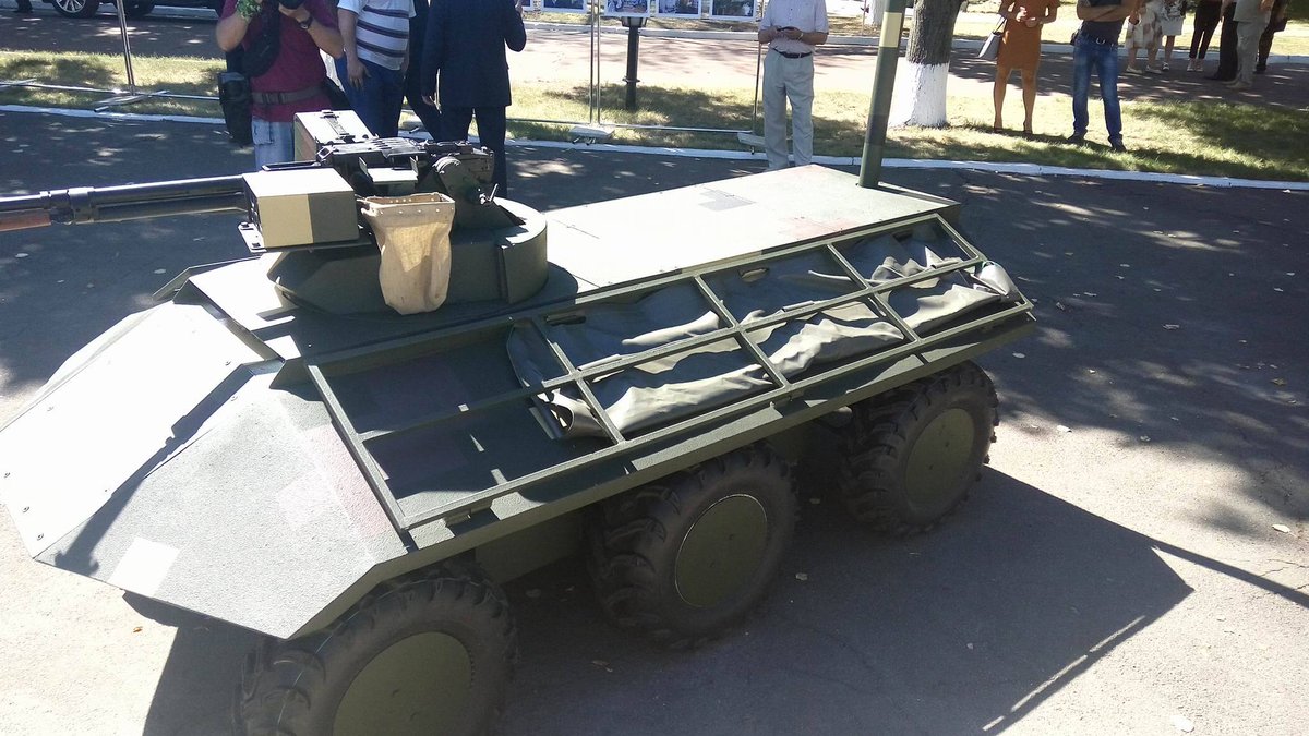 беспилотное тактическое многоцелевое транспортное средство «Фантом»