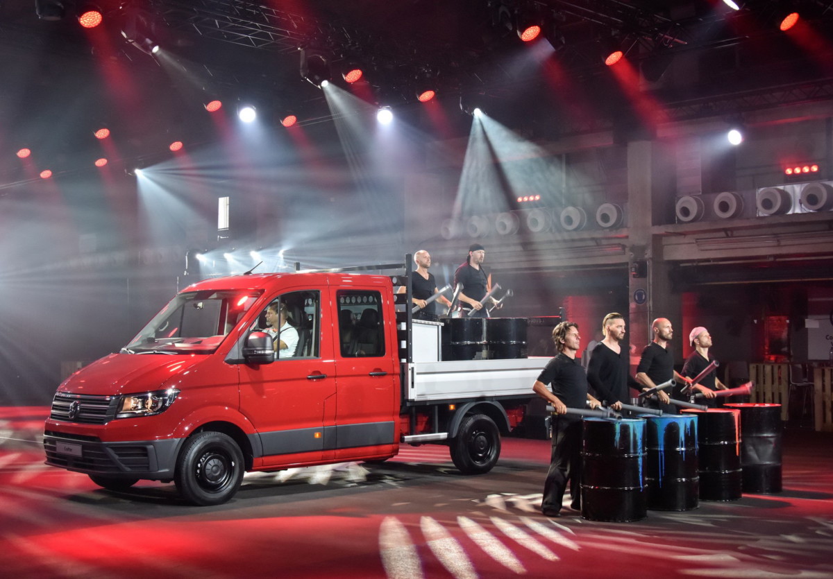 Мировая премьера Volkswagen Crafter прошла во Франкфурте (+ВИДЕО)