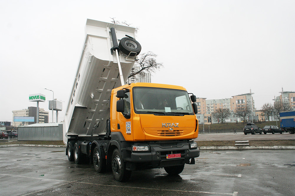 КрАЗ-7133С4 (8х4)
