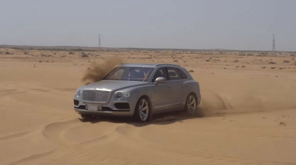 Кроссовер Bentley Bentayga прошел испытание пустыней