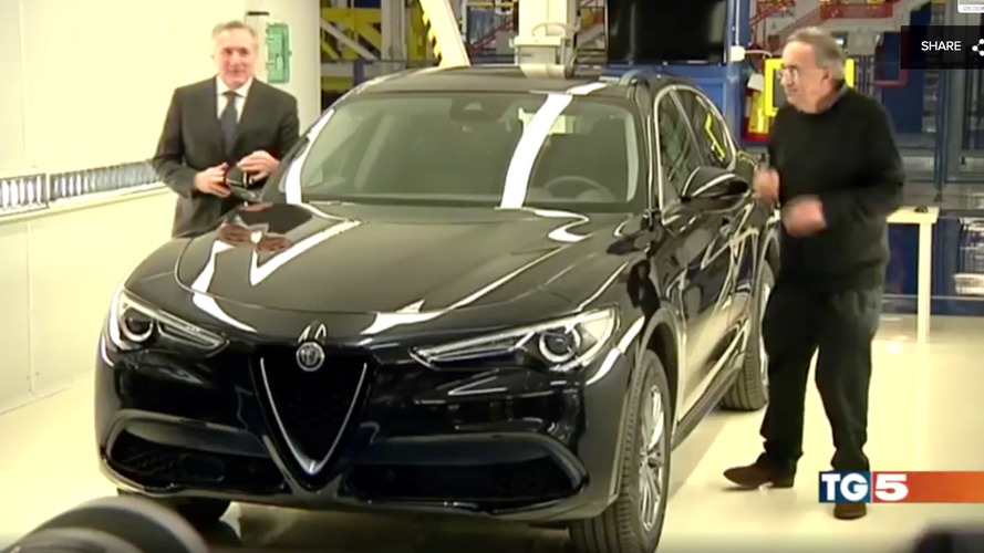 Новый кроссовер Alfa Romeo Stelvio показали в базовом исполнении