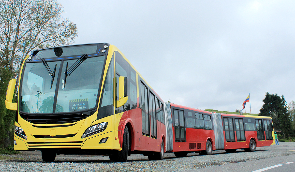 Scania презентовала самый длинный в мире автобус с газовым двигателем Евро 6