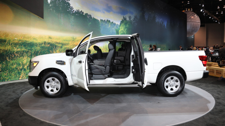 Nissan Titan c новым вариантом кабины King Cab