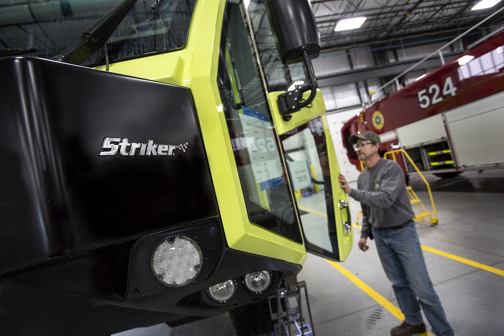 Striker 8х8