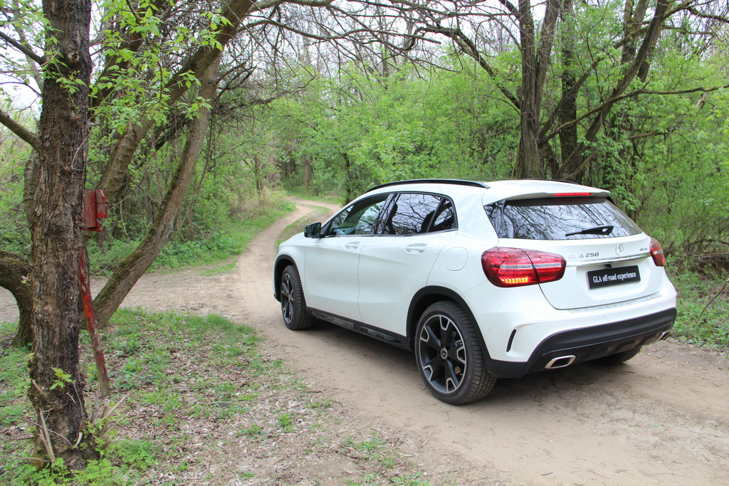 Mercedes-Benz GLA