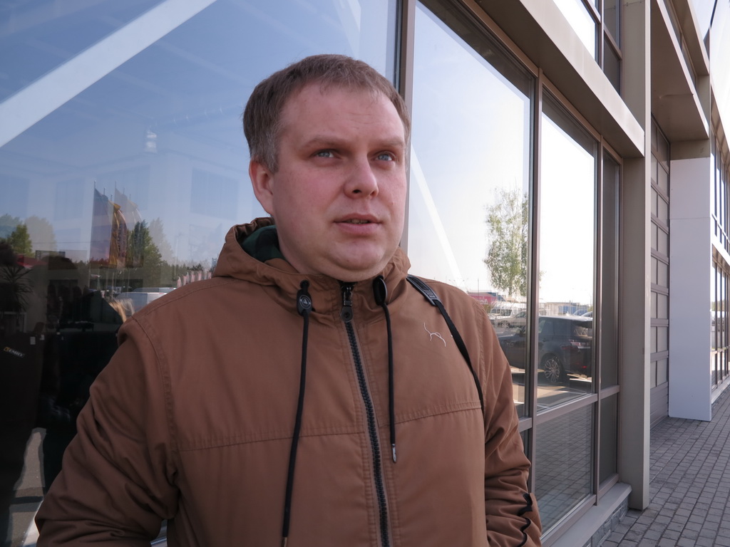Артем Синенко Начальник отдела продаж автогидроподъемников и спецтехники ООО «Техкомплект»
