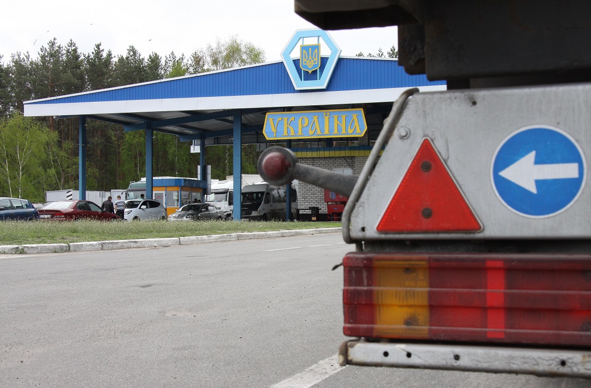 В Украине введут залог при ввозе авто на еврономерах