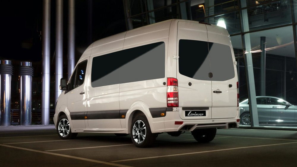 Mercedes-Benz Sprinter примерил костюм Lorinser