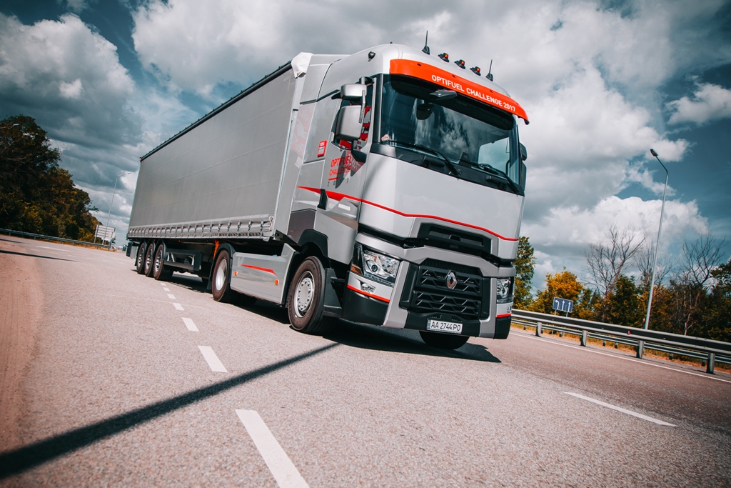 седельный тягач Renault Trucks cерии Т