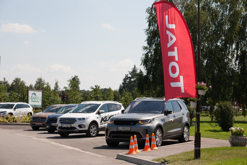 По каким классам делятся претенденты на звание Автомобиль года в Украине 2018