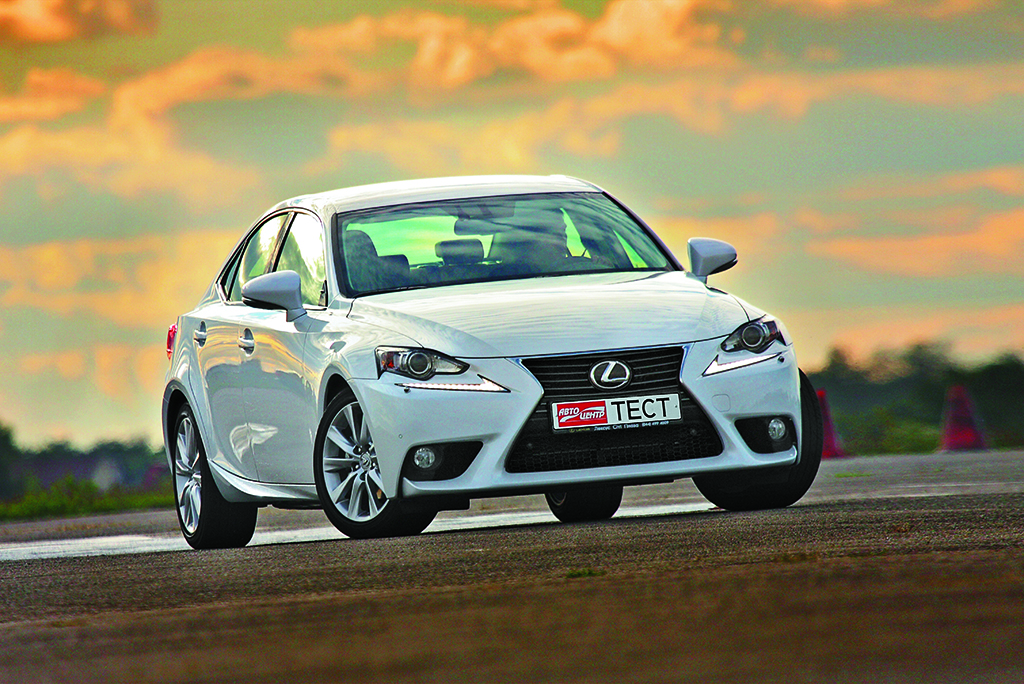 Lexus IS 200t