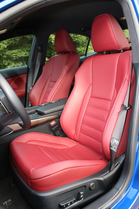 Lexus IS 200t