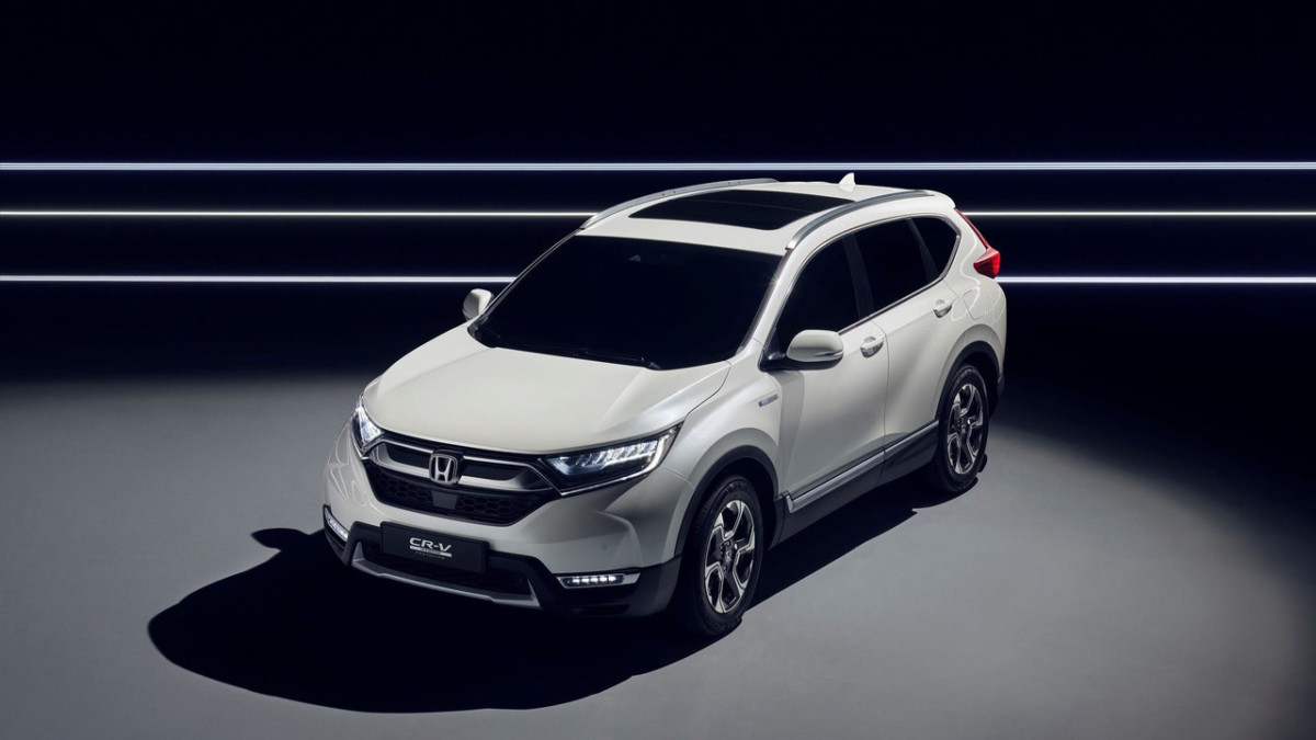 Кроссовер Honda CR-V впервые станет гибридом