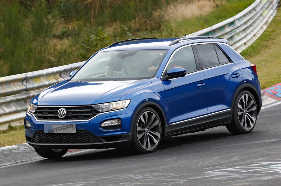 Volkswagen T-Roc R: первые фото заряженного кроссовера