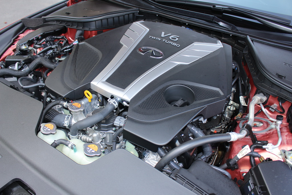 V6 3.0t Infiniti Q60