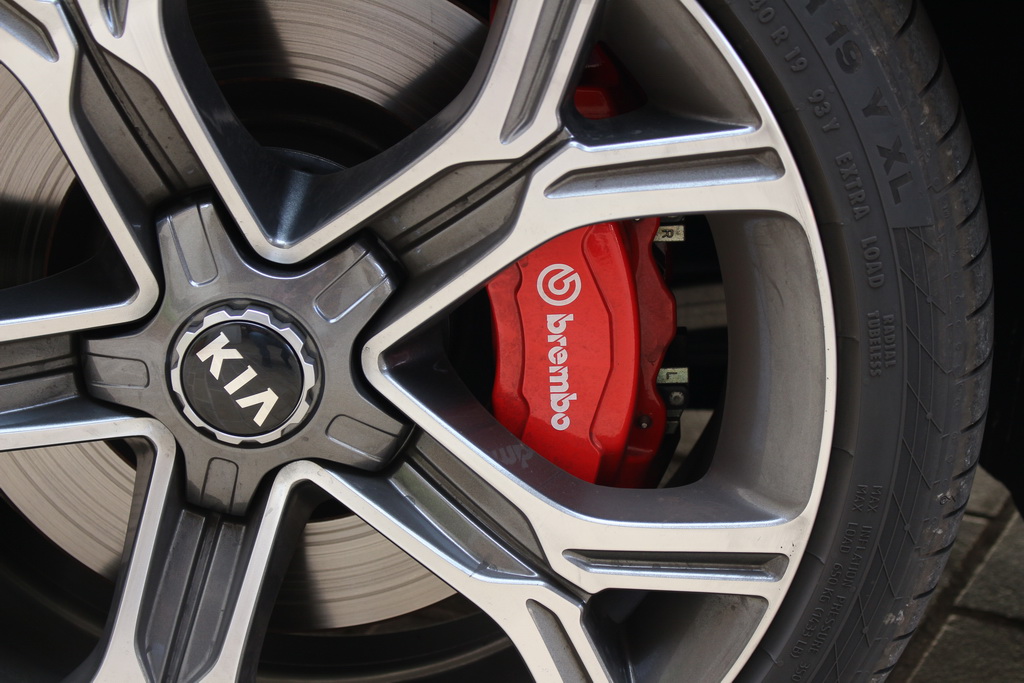 Brembo Kia Stinger 2017