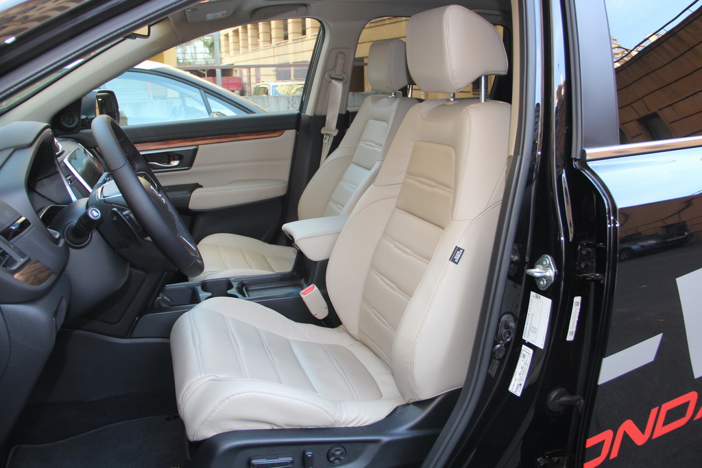 Салон Honda CR-V 2017