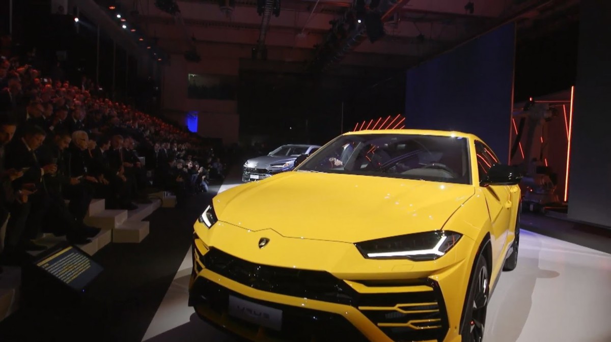 Живые фото и все подробности кроссовера Lamborghini Urus 2018