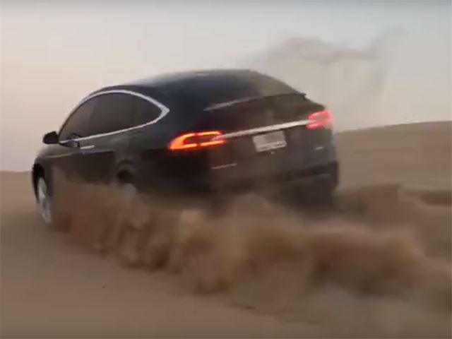  Tesla Model X