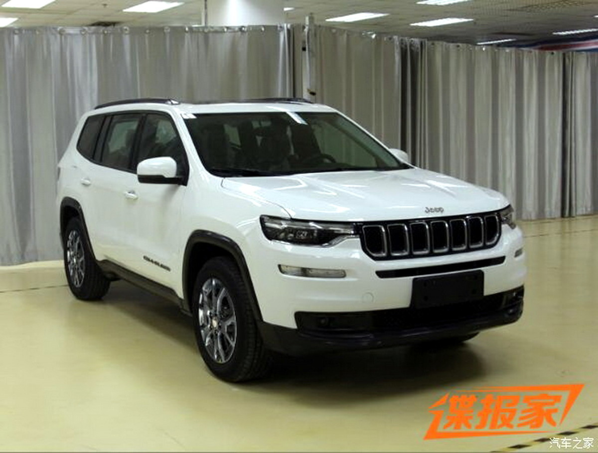 Первые фото семиместного кроссовера Jeep Grand Commander