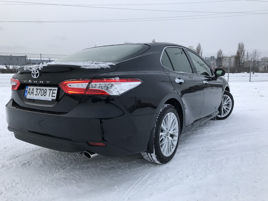 Внешность Toyota Camry 2018