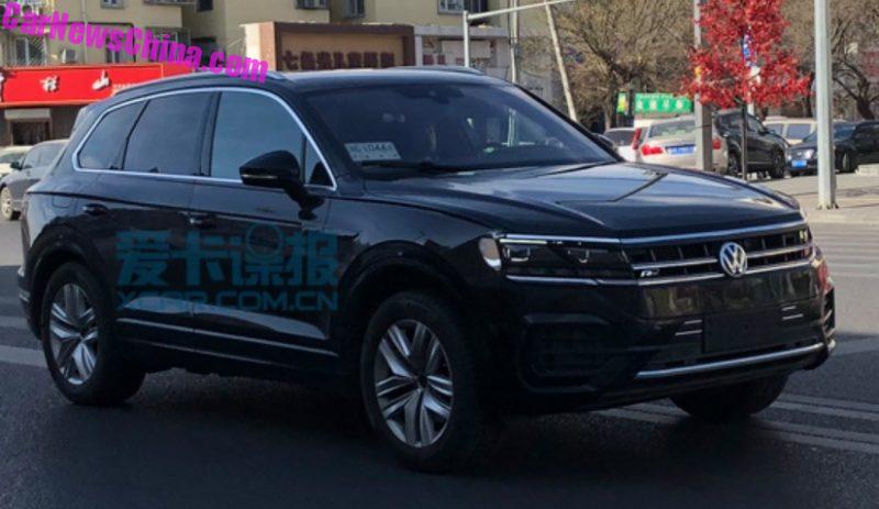 Новый Volkswagen Touareg 2019 засняли во время тестов