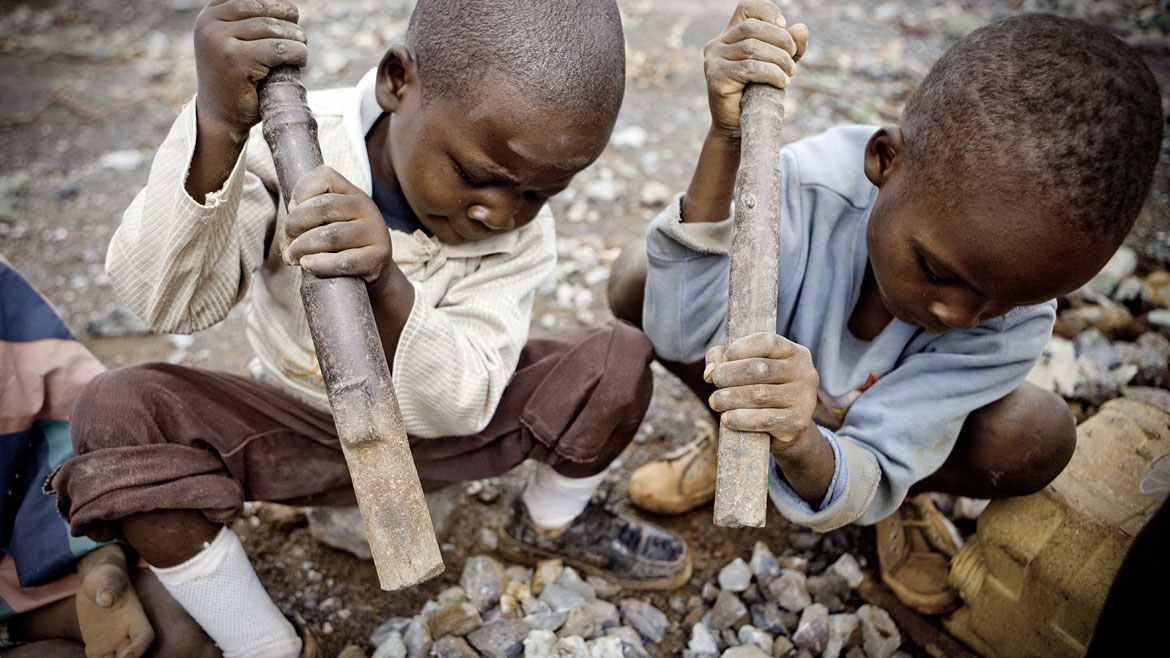 Кобальт - добыча в Конго детский труд