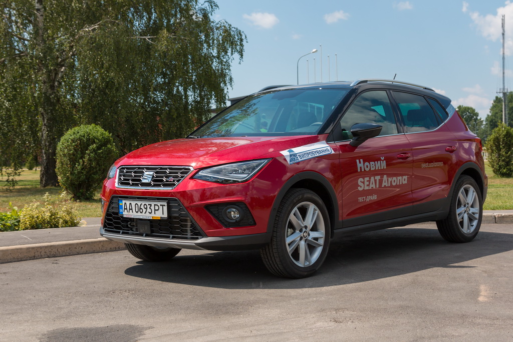 SEAT Arona FR