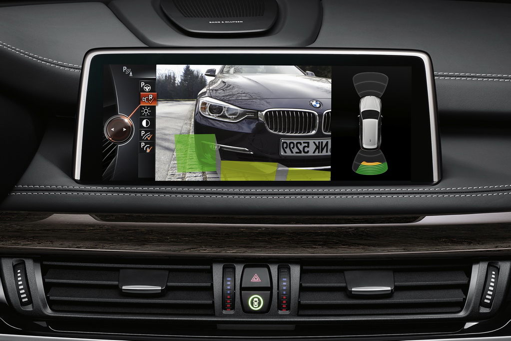 Камера заднего вида BMW X5 (F15)