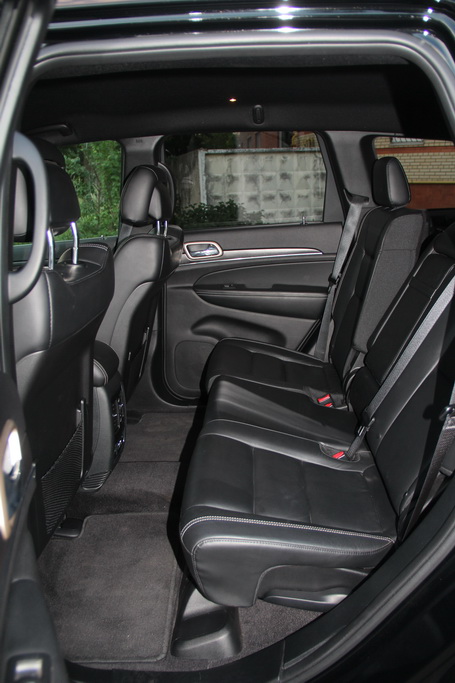 Задний ряд Jeep Grand Cherokee 2018