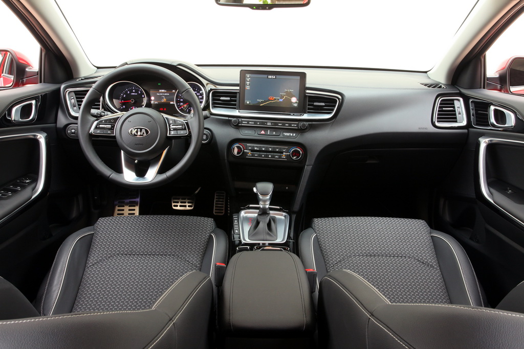 Салон Kia CEED 2018