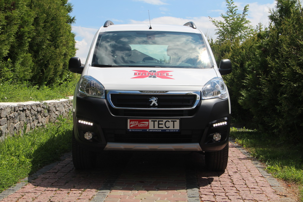 Внешность Peugeot Partner Tepee Dangel 4x4