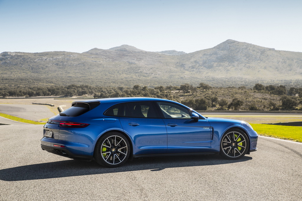 Внешность Porsche Panamera Sport Turismo