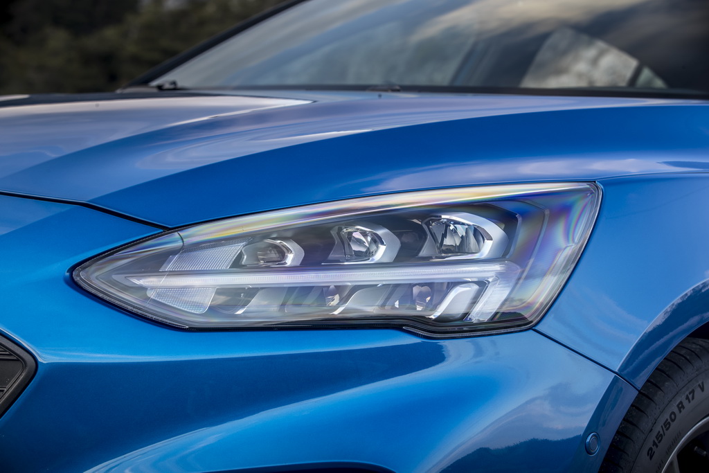 Светодиодные фары Ford Focus 2018