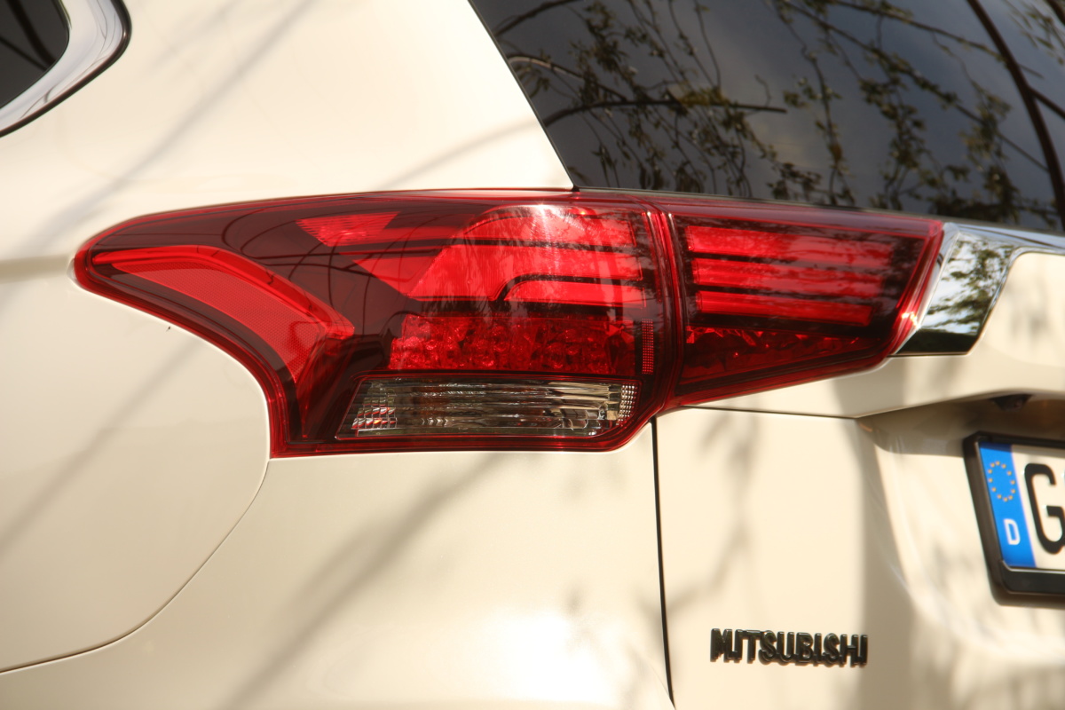 Mitsubishi Outlander PHEV