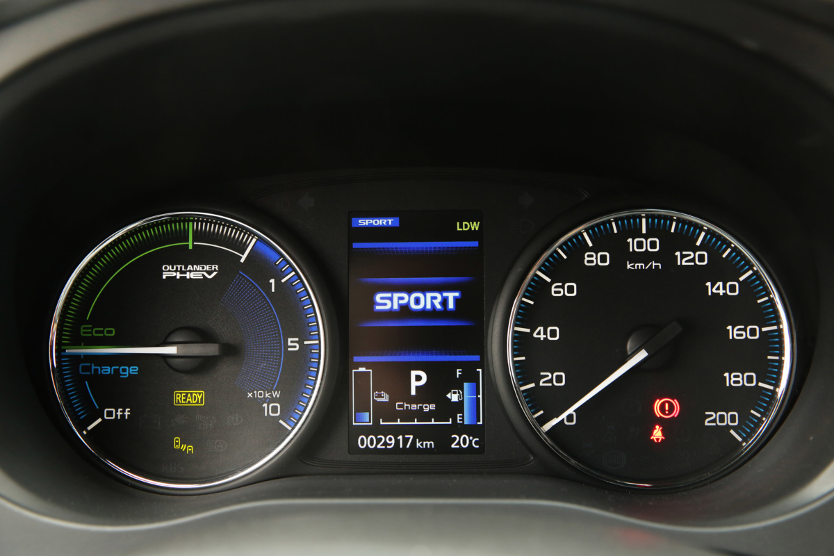 Mitsubishi Outlander PHEV