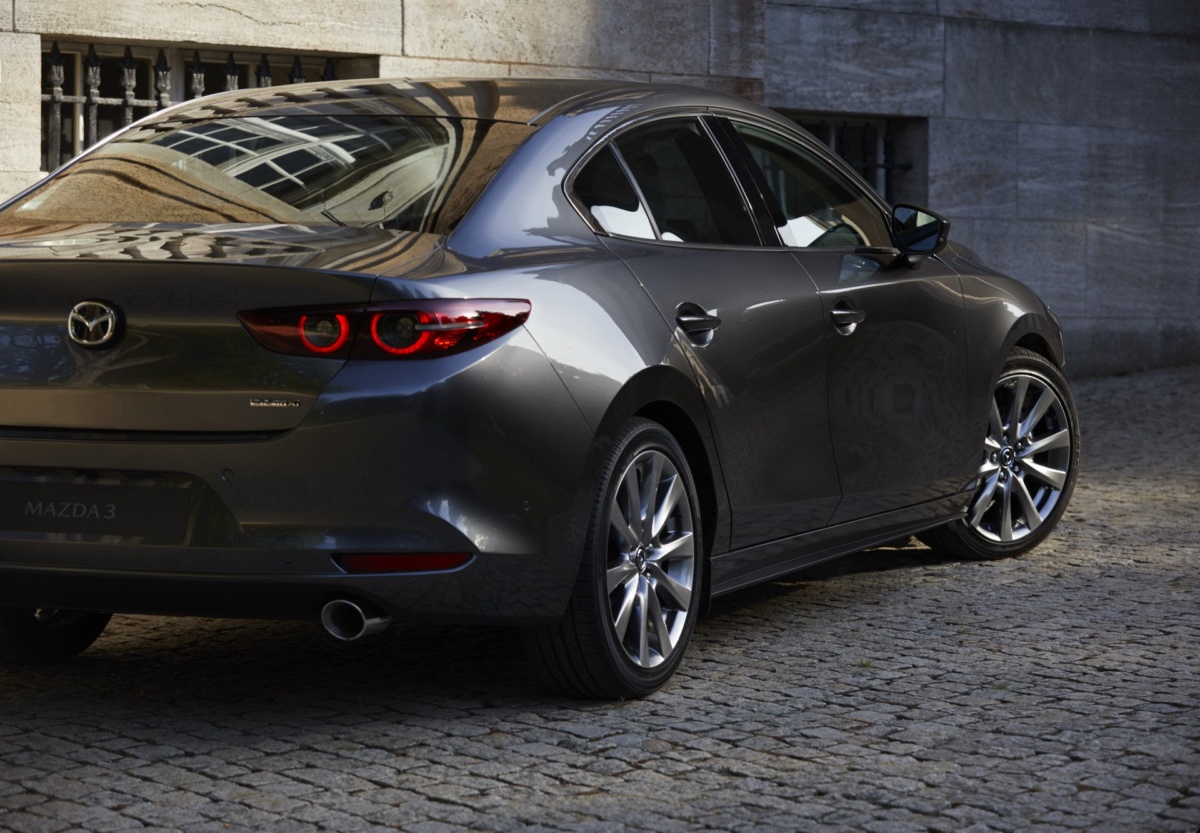 2019 год - Mazda 3 2019 2019 год - Новая Mazda 3 2019 модельного года. Технические характеристики, дата выхода, комплектация и цены, начало продаж в России