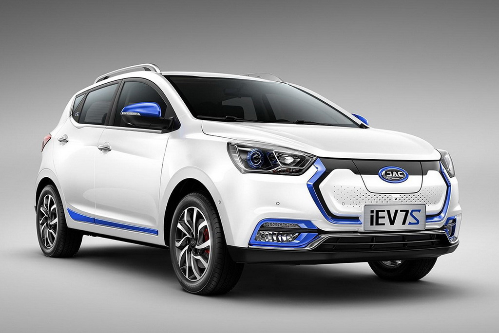 JAC iEV7s