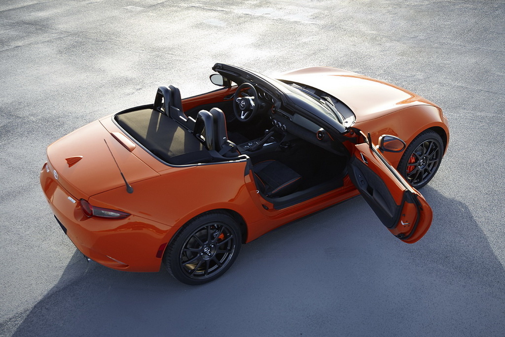 Обзор Мазда MX-5 две тыщи шестнадцать модельного года