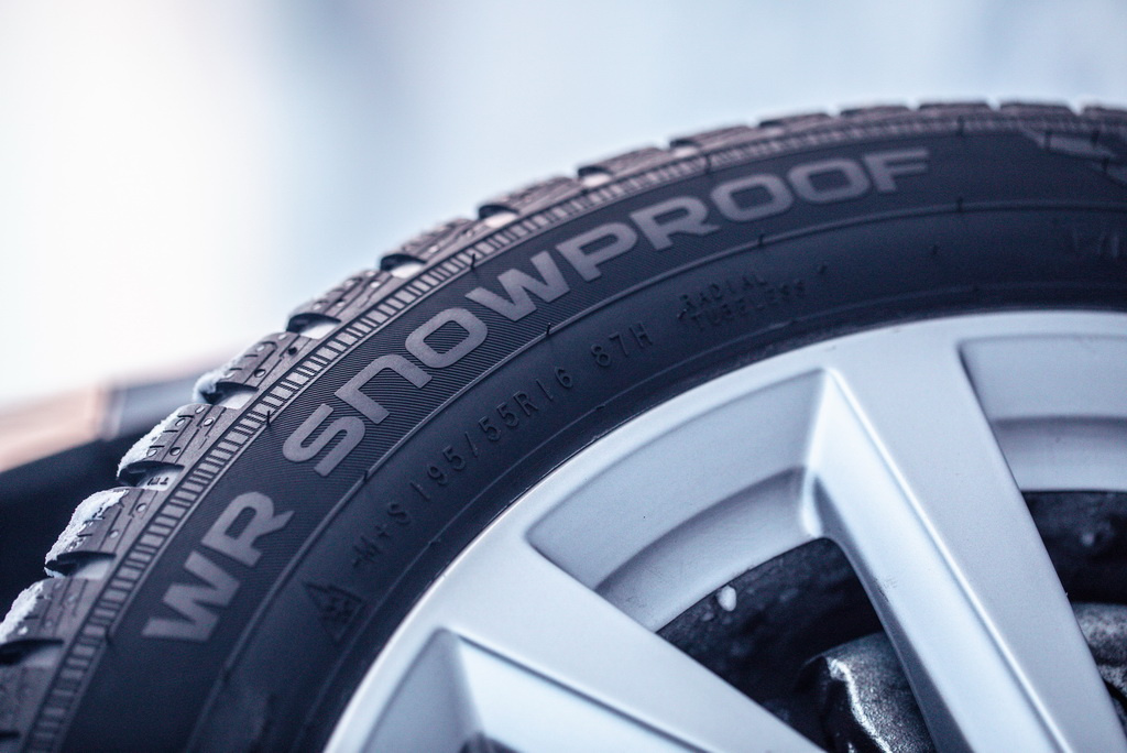 Nokian WR Snowproof