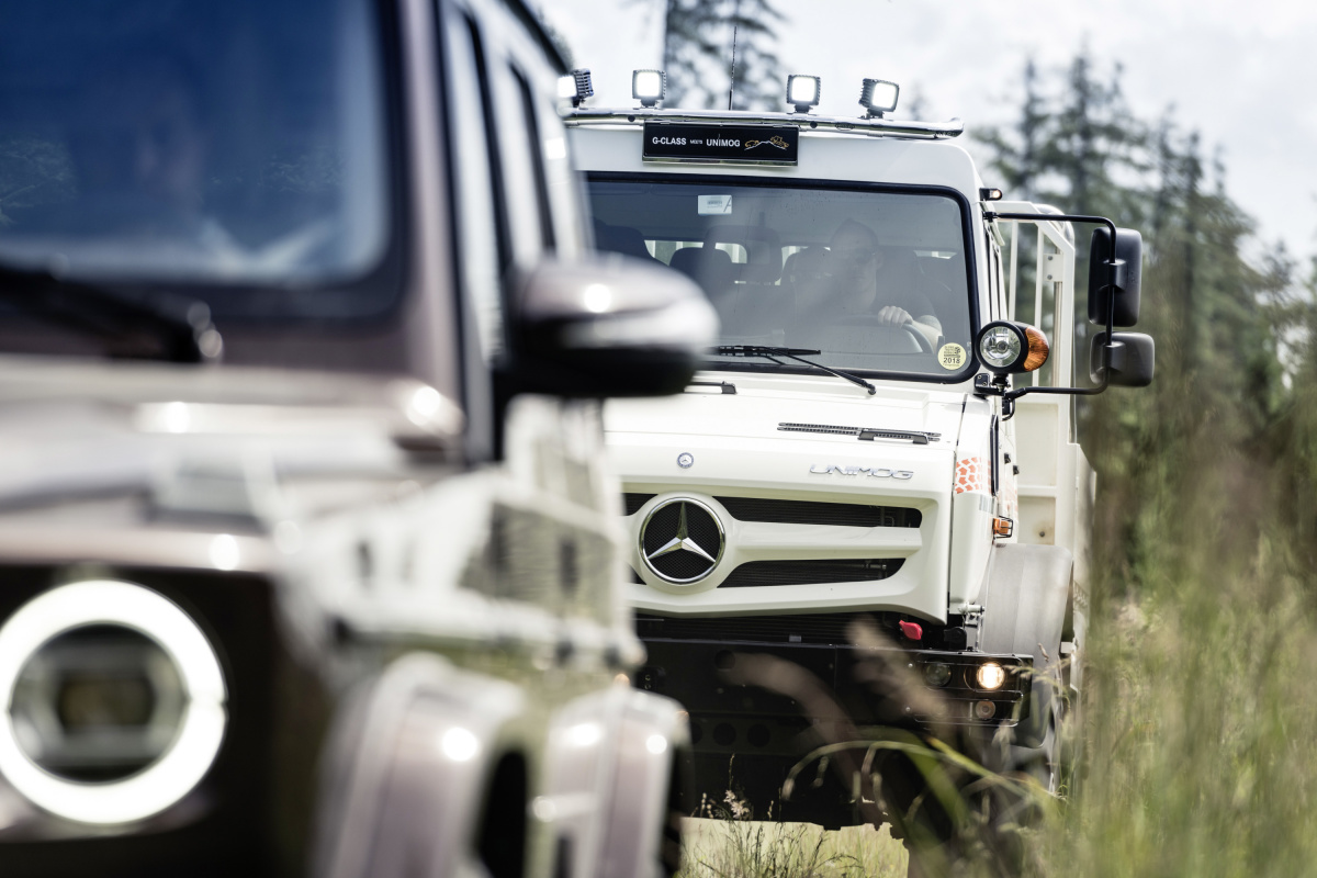 Внедорожники Mercedes-Benz подверглись зрелищным испытаниям. Видео