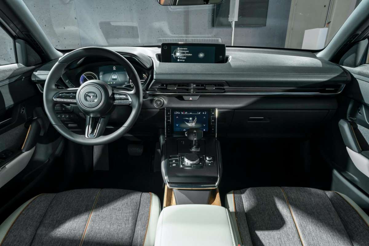 Первый электромобиль Mazda раскрыт в малейших подробностях