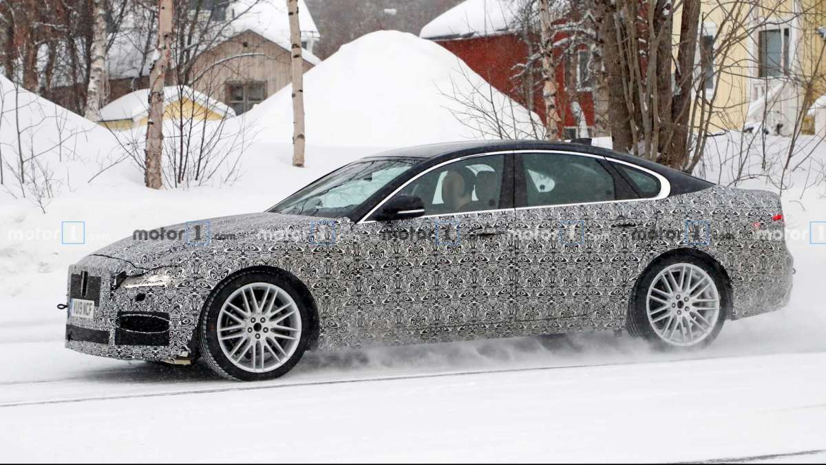 https://cdn2.autocentre.ua/wp-content/uploads/2020/01/2021-jaguar-xf-facelift-spy-photo-1.jpg?resize=670x498 https://cdn2.autocentre.ua/wp-content/uploads/2020/01/2021-jaguar-xf-facelift-spy-photo-1.jpg?resize=670x498